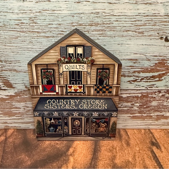 Brandywine Woodcrafts Country Store Sisters, Oregon Decorative Plaque quilts - Picture 1 of 5